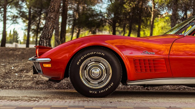 10 Seasonal Timing Plays: When to Buy for the Best Corvette Deals
